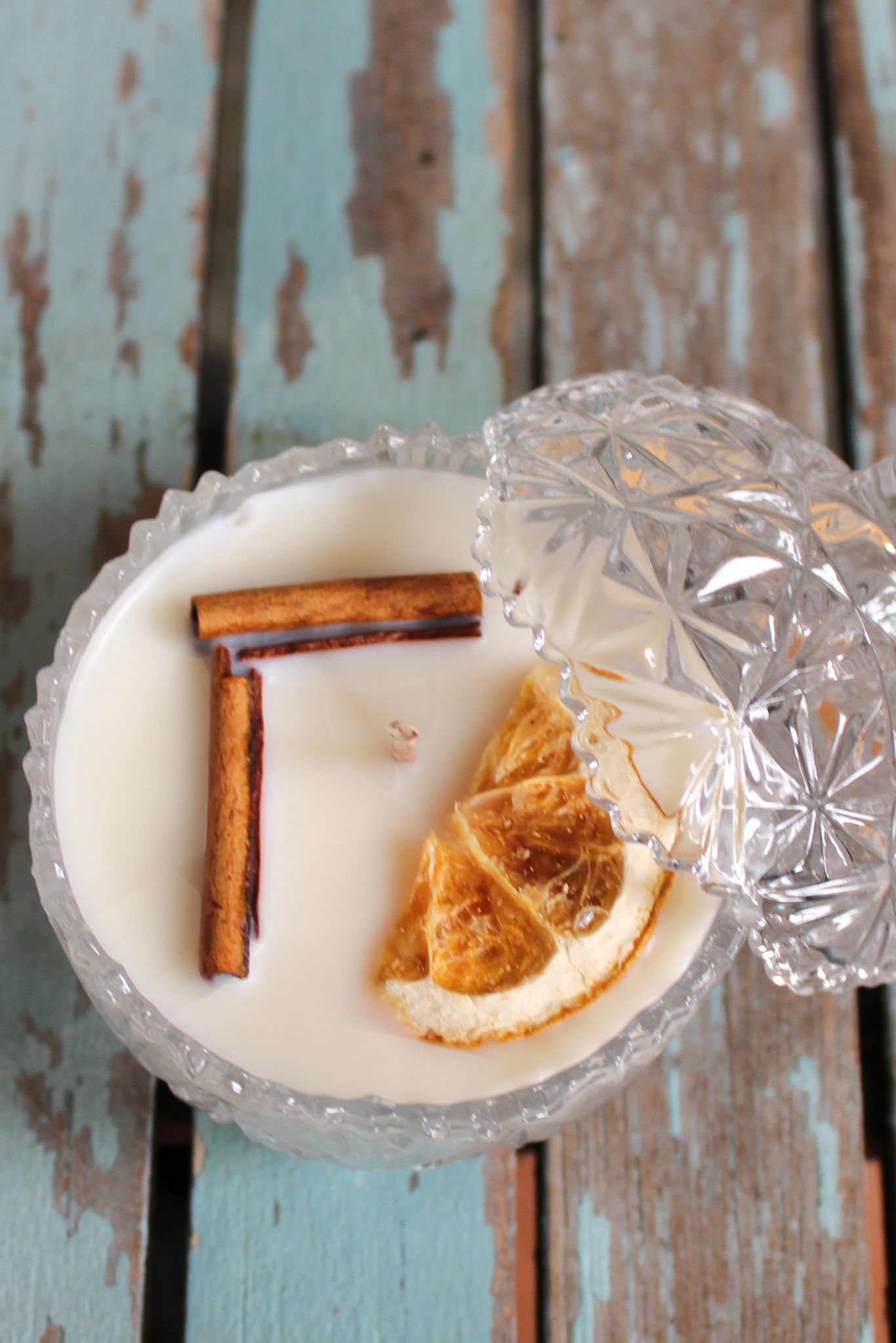 Vela bombonera de canela y naranja - Imagen 3