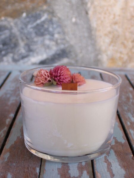 Vela de bizcocho en vaso de cristal