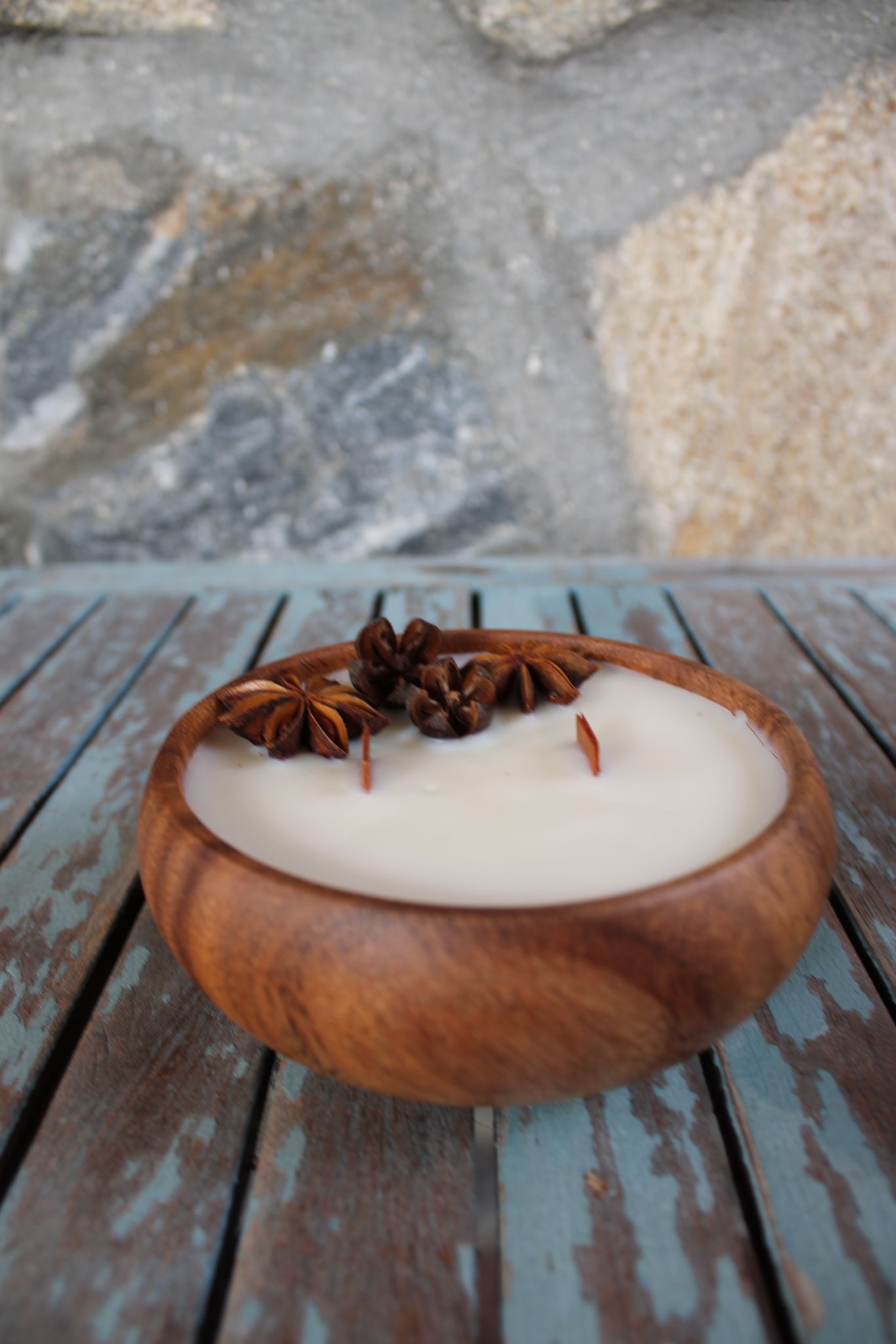 Vela de vainilla y caramelo 12x4cm - Imagen 4